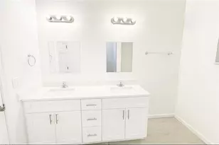 1701 NE 44th Terrace, Cape Coral, FL 33909 - Photo 8