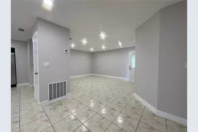 4033 School Cir, Labelle, FL 33935 - Photo 8