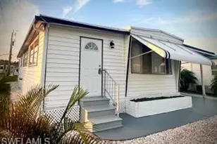 174 Overland Trail, North Fort Myers, FL 33917 - Photo 2