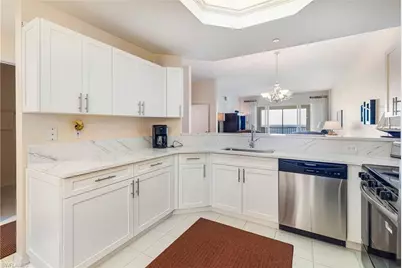 14815 Laguna Dr #702, Fort Myers, FL 33908 - Photo 10