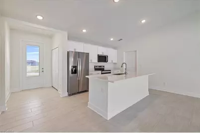 105 NW 14th St, Cape Coral, FL 33993 - Photo 6