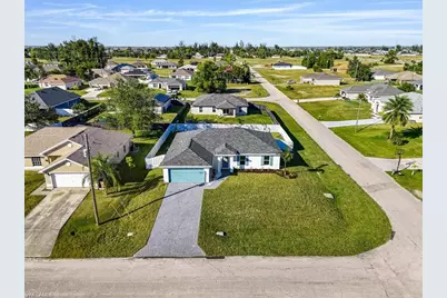 105 NW 14th St, Cape Coral, FL 33993 - Photo 32