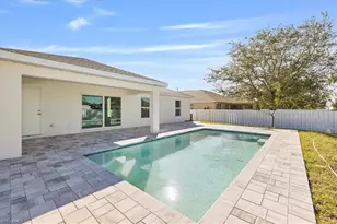 105 NW 14th St, Cape Coral, FL 33993 - Photo 28