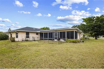 514 Layton Pl, Lehigh Acres, FL 33936 - Photo 20