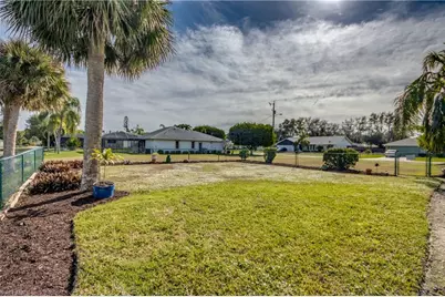 2313 SE 8th Ter, Cape Coral, FL 33990 - Photo 44