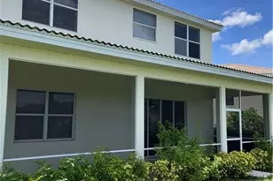 2533 Deerfield Lake Ct, Cape Coral, FL 33909 - Photo 8