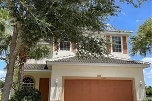 2533 Deerfield Lake Ct, Cape Coral, FL 33909 - Photo 4