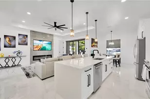 1215 NE 12th Pl, Cape Coral, FL 33909 - Photo 8