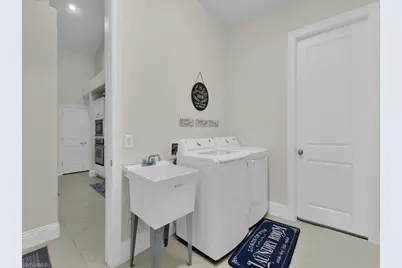 1901 NE 20th Ter, Cape Coral, FL 33909 - Photo 28