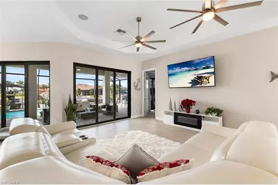 302 NW 32nd Pl, Cape Coral, FL 33993 - Photo 10