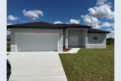1027 Eisenhower Blvd, Lehigh Acres, FL 33974 - Photo 2