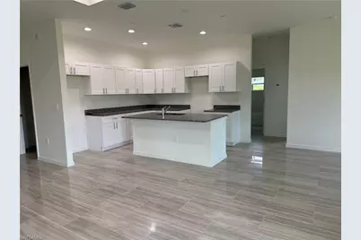 1027 Eisenhower Blvd, Lehigh Acres, FL 33974 - Photo 4