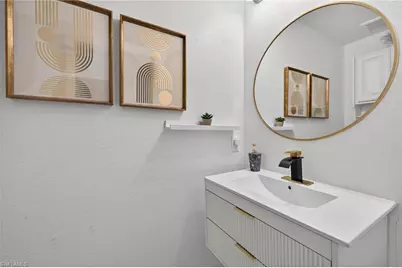 812 SW 11th Ct, Cape Coral, FL 33991 - Photo 32