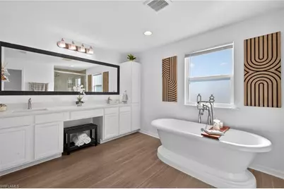 812 SW 11th Ct, Cape Coral, FL 33991 - Photo 22