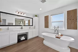 812 SW 11th Ct, Cape Coral, FL 33991 - Photo 22