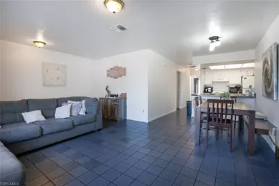 931/933 SE 23rd Pl, Cape Coral, FL 33990 - Photo 6