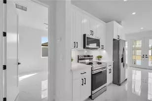 2506 30th St SW, Lehigh Acres, FL 33976 - Photo 10