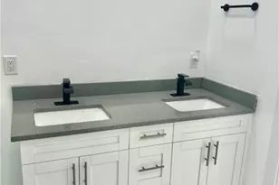 106 El Dorado Blvd N, Cape Coral, FL 33993 - Photo 8