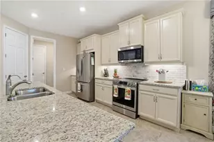 1807 SW 40th Terrace, Cape Coral, FL 33914 - Photo 16