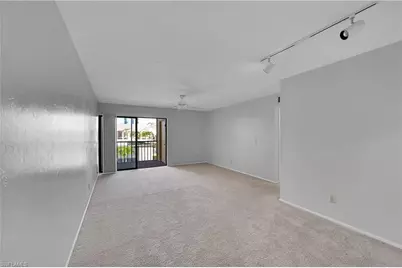 8474 Charter Club Cir #13, Fort Myers, FL 33919 - Photo 6