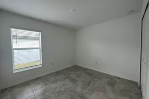 4085 Villa Doria Ct, North Fort Myers, FL 33917 - Photo 4