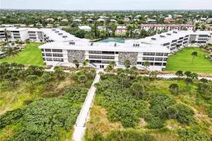 1605 Middle Gulf Dr, Sanibel, FL 33957 - Photo 2