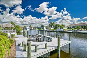 1438 SE 20th St, Cape Coral, FL 33990 - Photo 8