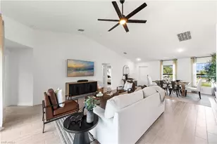 435 NE 1st Ave, Cape Coral, FL 33909 - Photo 10