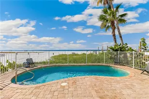 70 Avenue E, Fort Myers Beach, FL 33931 - Photo 32