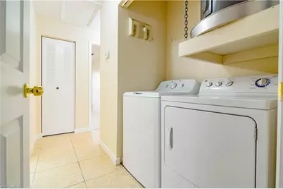 10514 Newbury Ct, Lehigh Acres, FL 33936 - Photo 22