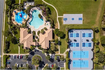 10117 Silver Maple Ct, Fort Myers, FL 33913 - Photo 4