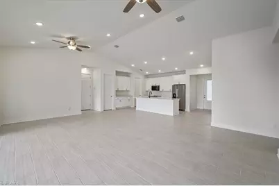 118 SW 20th St, Cape Coral, FL 33991 - Photo 12