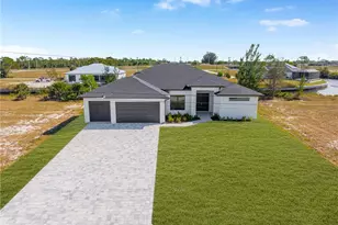 2005 NW 32nd Ct, Cape Coral, FL 33993 - Photo 2