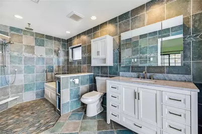 2531 SE 25th Ave, Cape Coral, FL 33904 - Photo 14