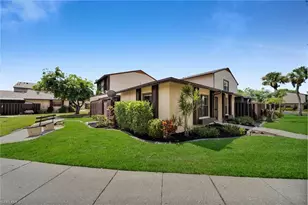 719 SE 12th Ave, Cape Coral, FL 33990 - Photo 22