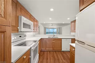 2915 W Gulf Dr, Sanibel, FL 33957 - Photo 8