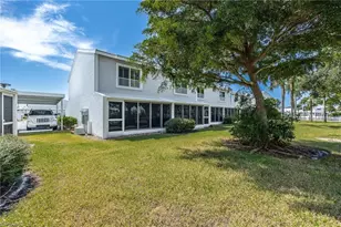 18038 San Carlos Blvd, Fort Myers Beach, FL 33931 - Photo 32