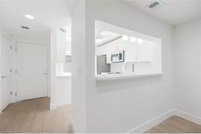 18038 San Carlos Blvd #113, Fort Myers Beach, FL 33931 - Photo 12