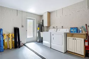 27391 Pelican Ridge Cir, Bonita Springs, FL 34135 - Photo 30