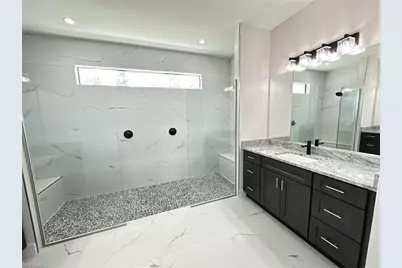 3915 Kismet Pkwy W, Cape Coral, FL 33993 - Photo 4