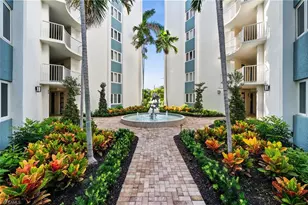 1300 Gulf Shore Blvd N, Naples, FL 34102 - Photo 6