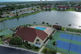 11500 Caravel Cir, Fort Myers, FL 33908 - Photo 20