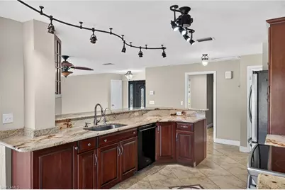 1921 SE 36th St, Cape Coral, FL 33904 - Photo 16