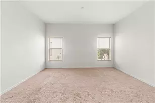 9240 Gladiolus Preserve Cir, Fort Myers, FL 33908 - Photo 18