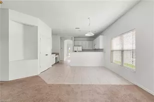 9240 Gladiolus Preserve Cir, Fort Myers, FL 33908 - Photo 10