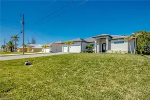 2332 NW 35th Pl, Cape Coral, FL 33993 - Photo 32