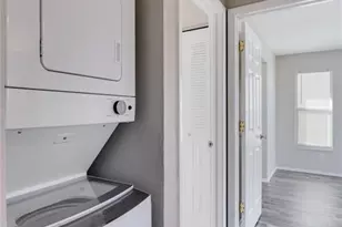 429 SW 47th Terrace, Cape Coral, FL 33914 - Photo 14