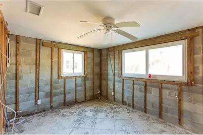 20 Sunview Blvd, Fort Myers Beach, FL 33931 - Photo 10