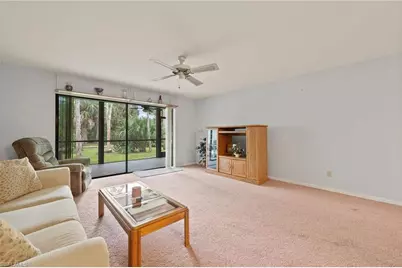 137 Pinebrook Dr, Fort Myers, FL 33907 - Photo 4