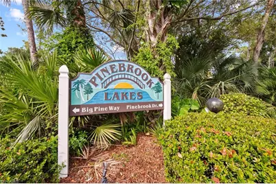137 Pinebrook Dr, Fort Myers, FL 33907 - Photo 32